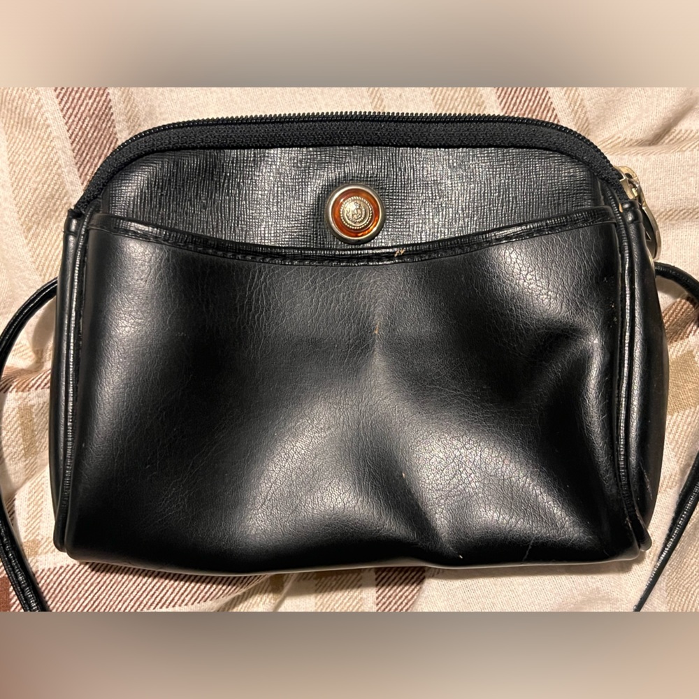 Small crossbody Liz Claiborne bag
